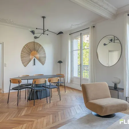 Spacious T4 Near Olympiades 13th Daire